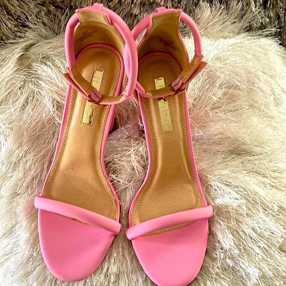 New Liliana Pink Heels Size 9